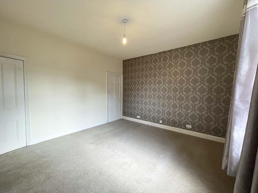 2 bedroom end terrace house SSTC in Barnoldswick - IMG_6080.jpg